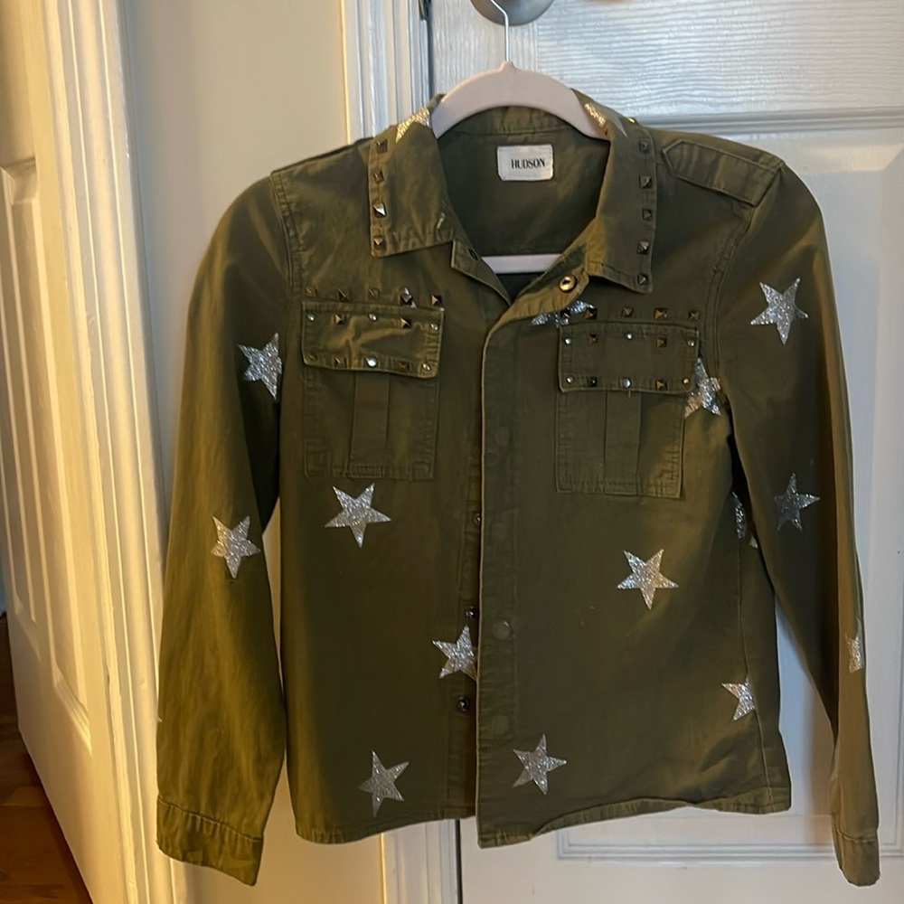 Trendy Hudson Girls jacket. Worn a few times- excellent condition!